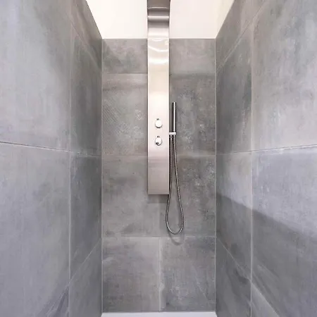 Shway - The Blue Parrot Apartment Antwerp Exterior photo